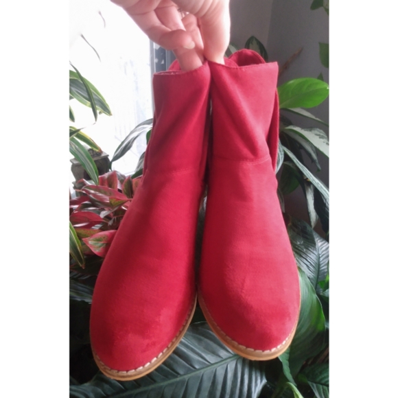 Corky's Hey Girl Spill the Tea Ankle Booties - Picture 3 of 10